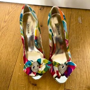Great condition multicolored heels with diamonds